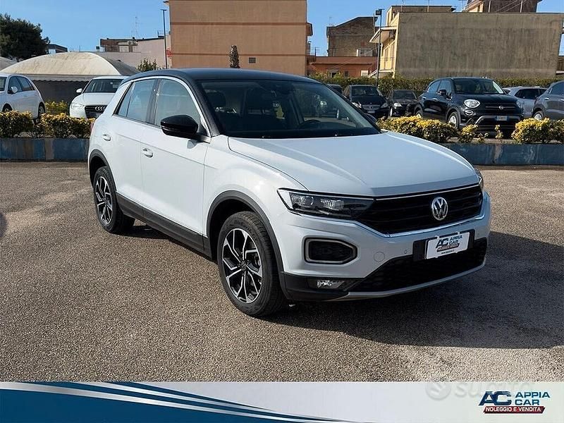 Usata VW T-Roc Advance 115 CV (84 kW) 2019 Bianco SUV