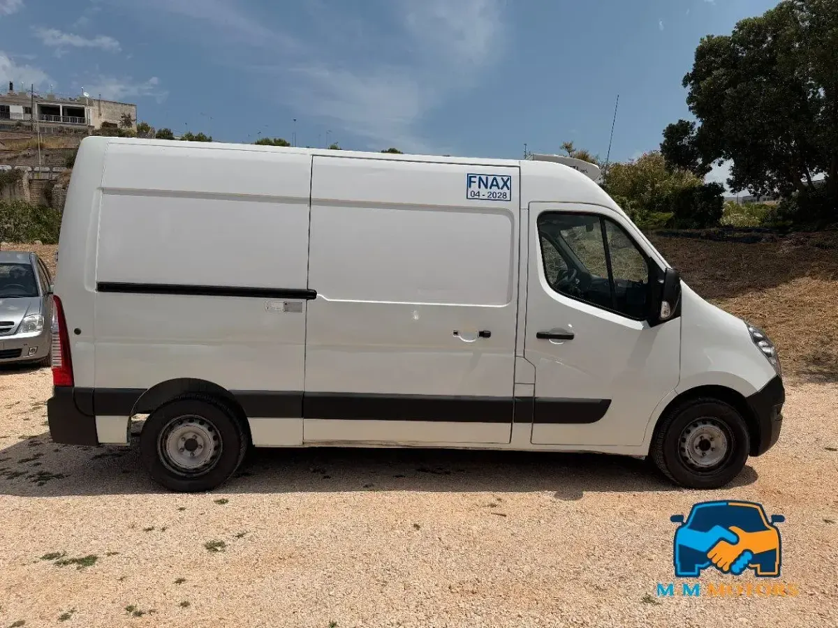 Usata Renault Master SE 145 CV (106 kW) 2019 Bianco Furgone