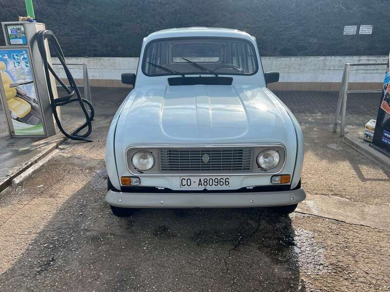 Usato 1988 Renault R4 1.0 Benzin 33 CV (6.000 €)