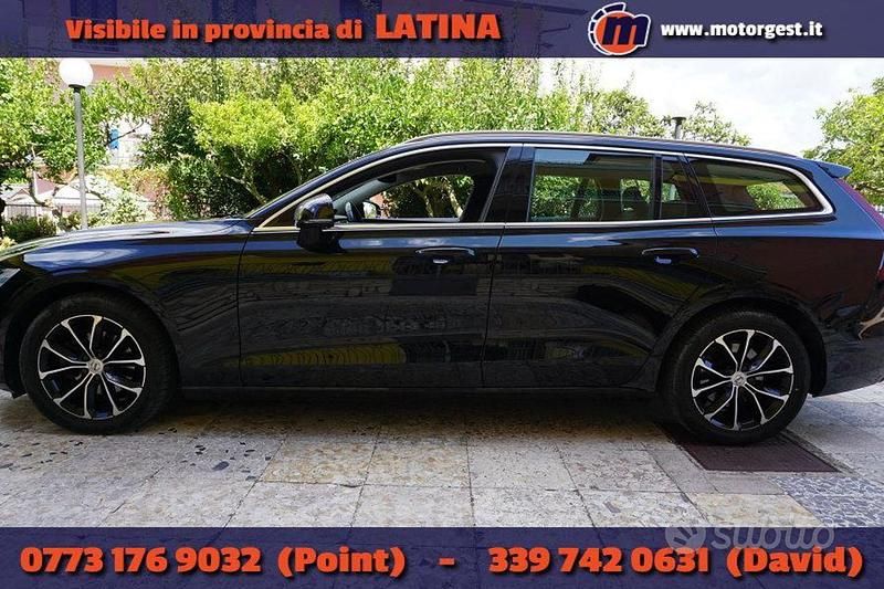 Usata Volvo V60 Business Edition 149 CV (109 kW) 2020 Nero Station wagon