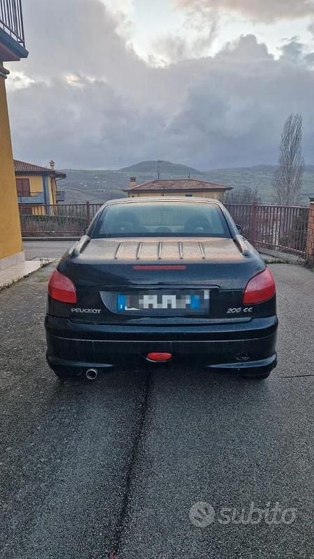 Usata Peugeot 206 CC 2001 Cabrio