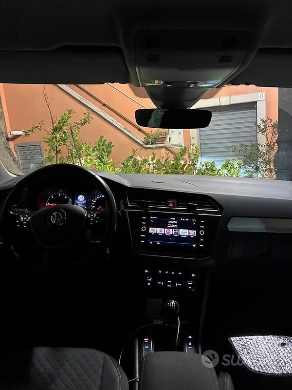 Usata VW Tiguan R-line 116 CV (85 kW) 2018 Bianco SUV