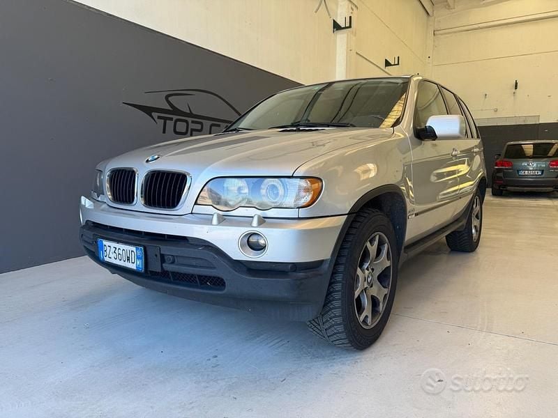 Usata BMW X5 184 CV (135 kW) 2002 Grigio SUV