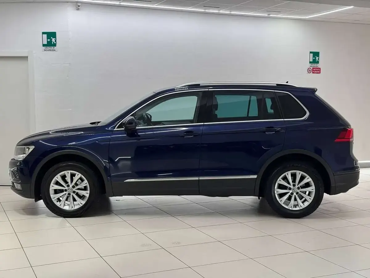 Usata VW Tiguan Business 150 CV (110 kW) 2019 Blu/azzurro SUV