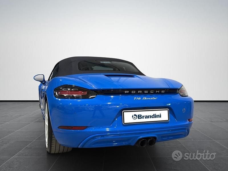 Usata Porsche 718 Boxster 300 CV (220 kW) 2025 Blu misano Cabrio