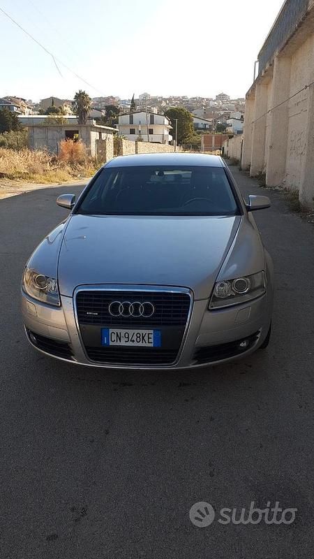 Usata Audi A6 220 CV (161 kW) 2004 Grigio Berlina
