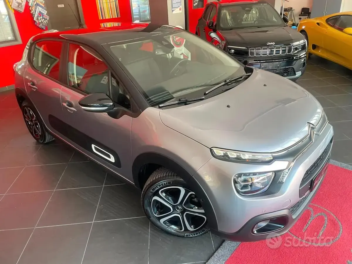 Usata Citroën C3 Shine 110 CV (80 kW) 2022 Grigio Utilitaria