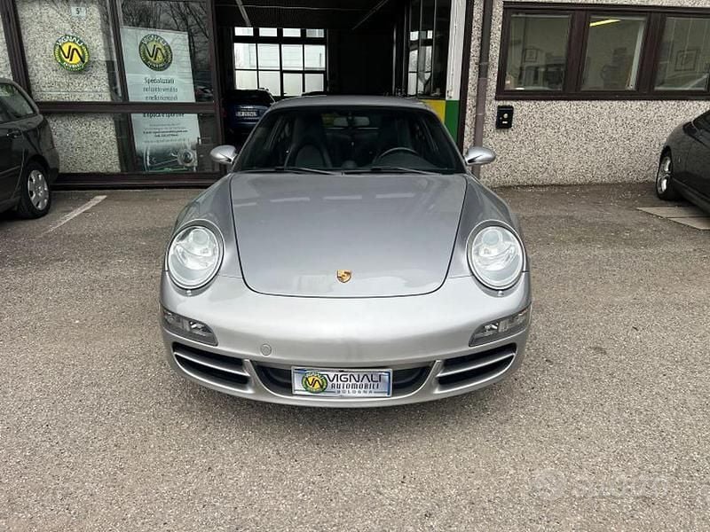 Usata Porsche 911 Carrera 325 CV (239 kW) 2007 Grigio Coupé