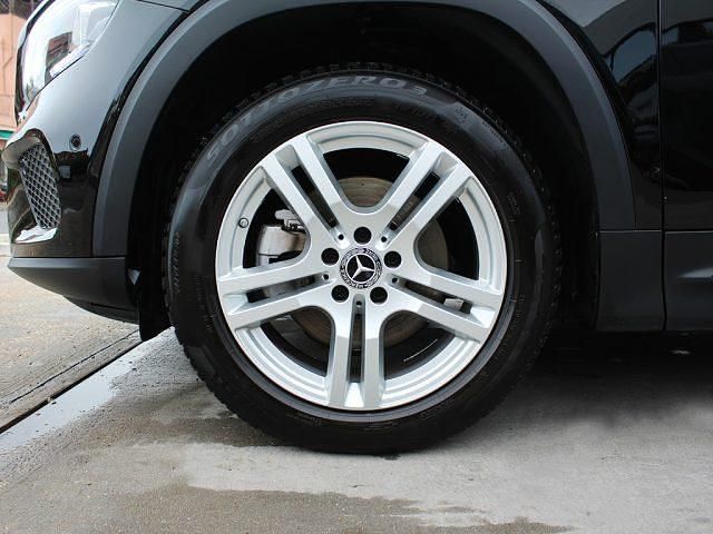 Usata Mercedes GLB180 Business 116 CV (85 kW) 2022 Nero SUV