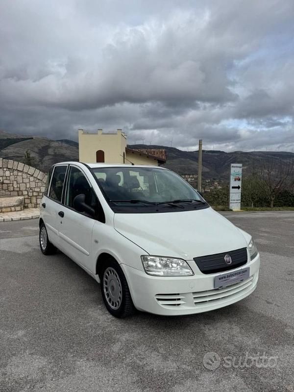 Usata Fiat Multipla Dynamic 120 CV (88 kW) 2009 Bianco Monovolume