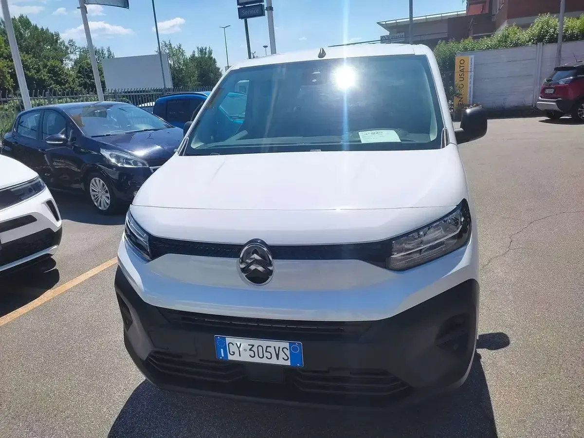 Usata Citroën Berlingo 102 CV (75 kW) 2025 Bianco Monovolume