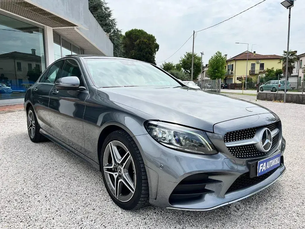 Usata Mercedes C220 Premium 194 CV (142 kW) 2019 Grigio Berlina