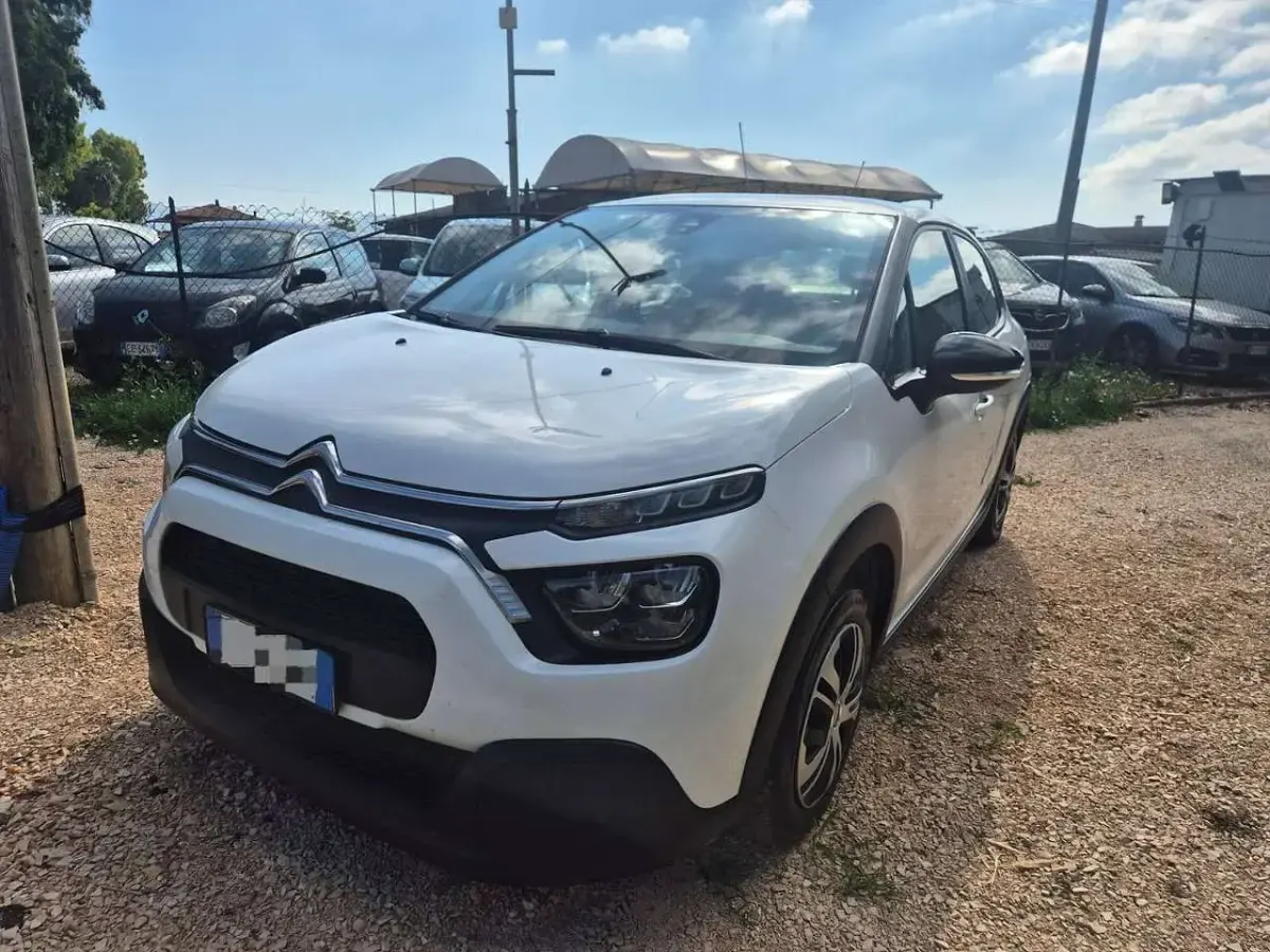 Usata Citroën C3 Shine 102 CV (75 kW) 2022 Bianco Utilitaria