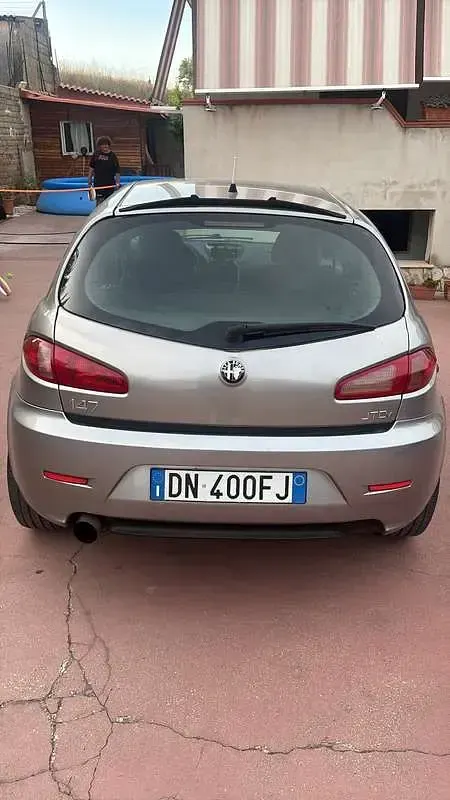 Usata Alfa Romeo 147 Distinctive 120 CV (88 kW) 2008 Utilitaria