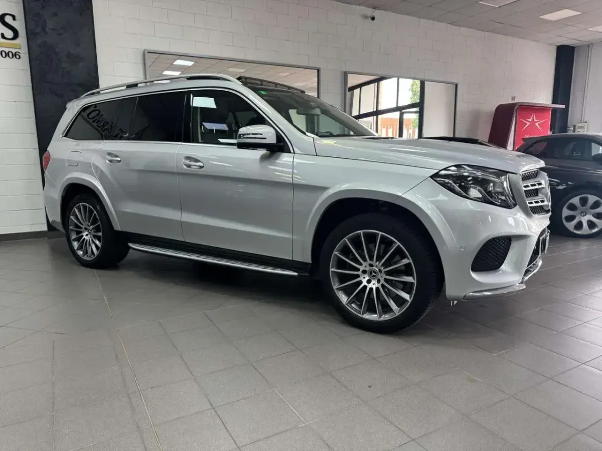 Usata Mercedes GLS350 Premium Plus 258 CV (189 kW) 2019 Argento metallizzato SUV