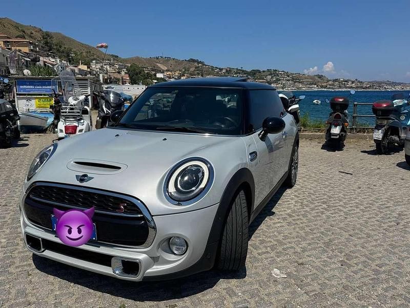 Usata Mini Cooper SD Hype 170 CV (125 kW) 2017 Utilitaria