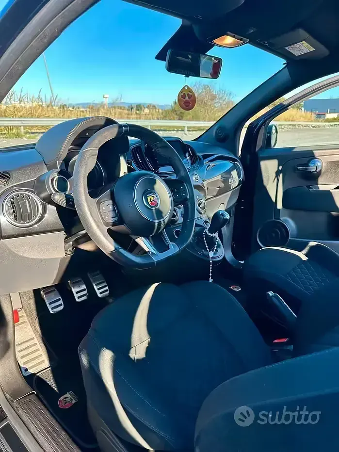 Usata Abarth 595 145 CV (106 kW) 2022 Nero Berlina
