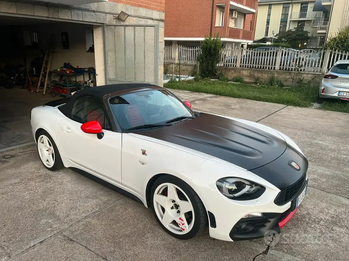 Usata Abarth 124 Spider 170 CV (125 kW) 2016 Bianco Cabrio