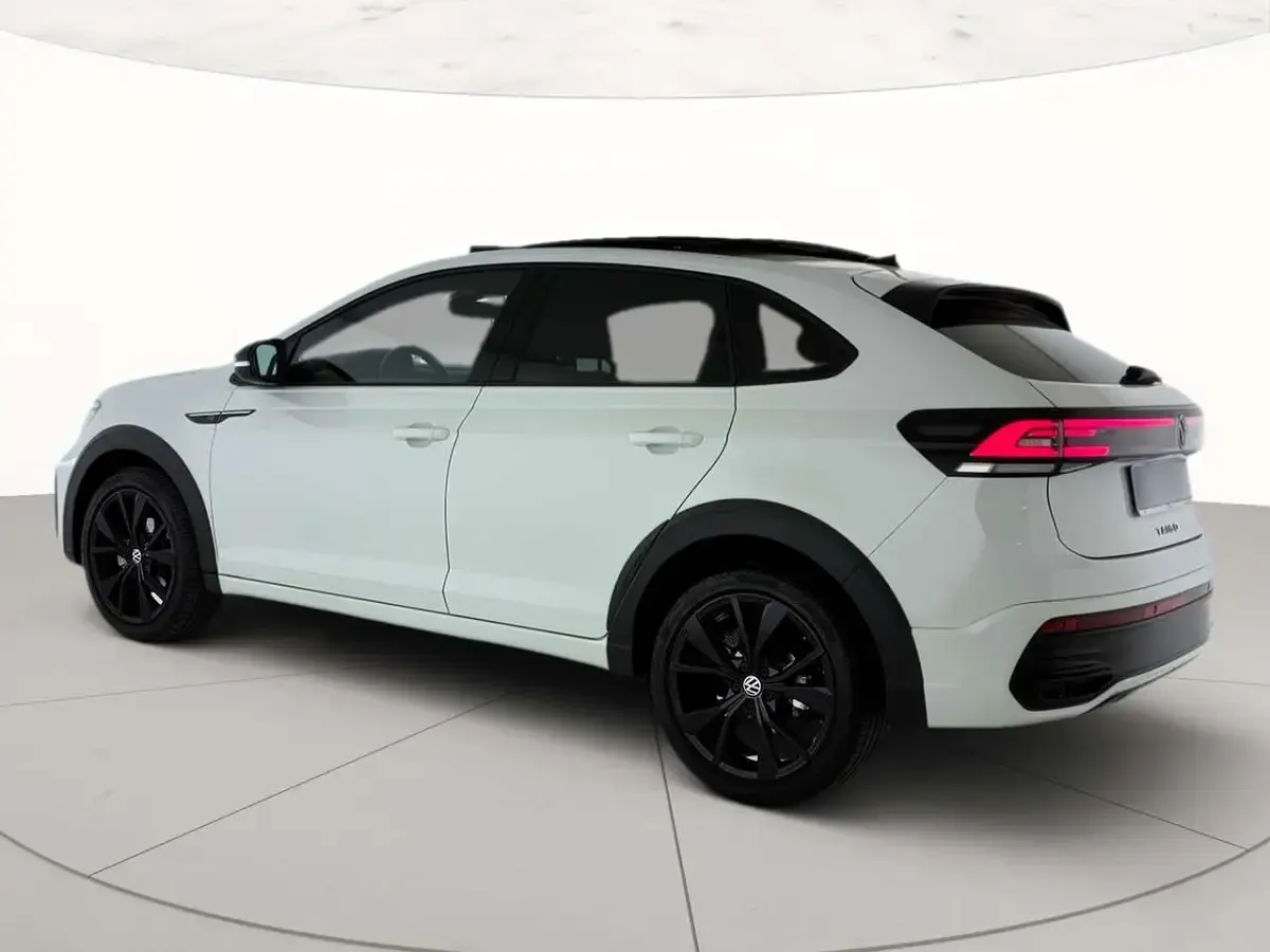 Usata VW Taigo R-line 110 CV (80 kW) 2023 Pure white SUV
