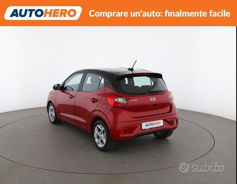 Usata Hyundai i10 67 CV (49 kW) 2021 Rosso Utilitaria