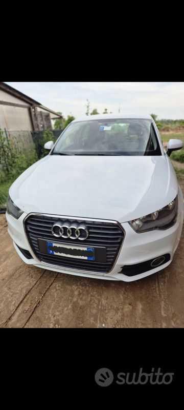 Bianco Usata 2013 Audi A1 Utilitaria | 7000 € (Super prezzo) - Immagine 1/4