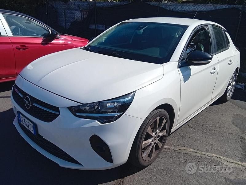 Usata Opel Corsa Edition 100 CV (73 kW) 2021 Bianco Utilitaria