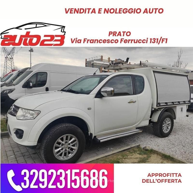 Usata Mitsubishi L200 136 CV (100 kW) 2015 Bianco Pick-up