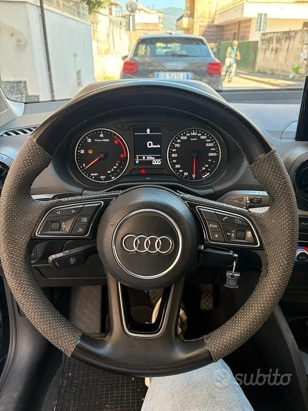 Usata Audi Q2 116 CV (85 kW) 2017 Nero SUV