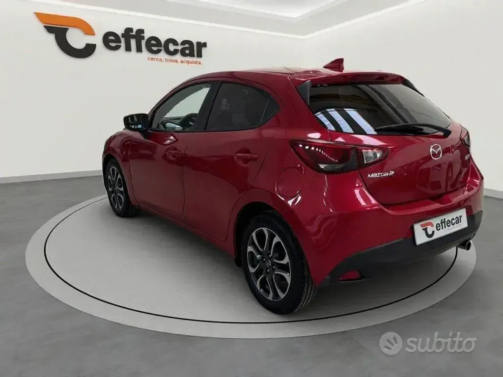 Usata Mazda 2 Exceed 105 CV (77 kW) 2018 Rosso Berlina