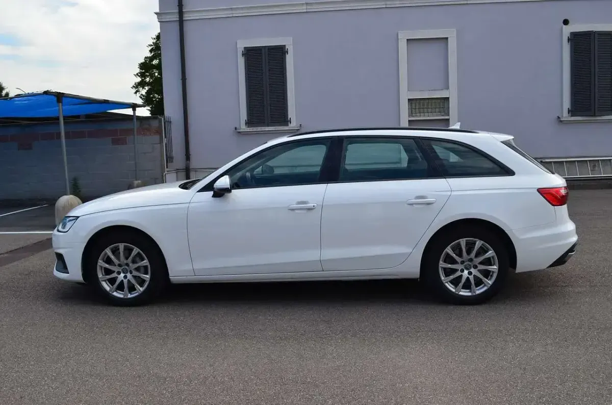 Usata Audi A4 190 CV (139 kW) 2020 Bianco ghiaccio Station wagon