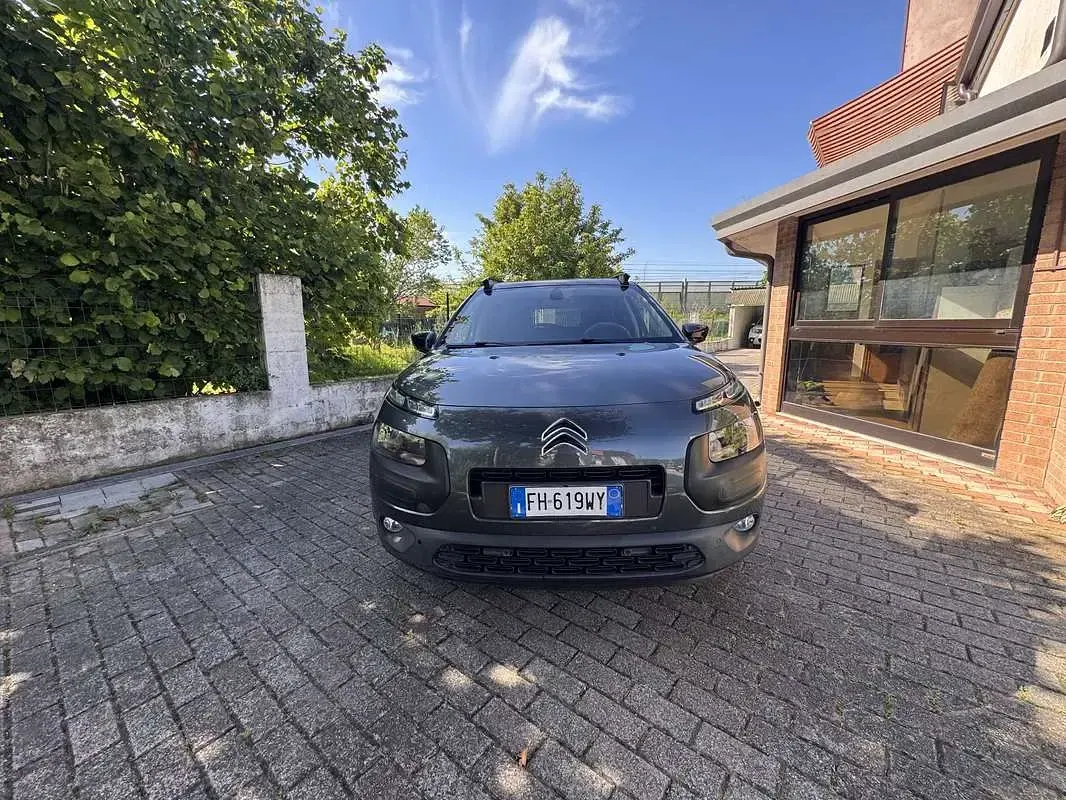 Usata Citroën C4 Shine 99 CV (72 kW) 2017 SUV