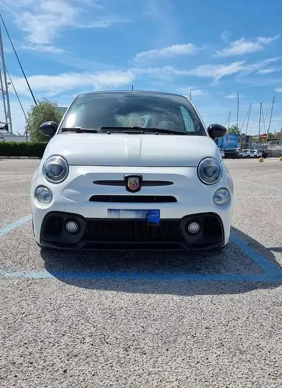 Usata Abarth 595 Esseesse 180 CV (132 kW) 2021 Bianco Utilitaria