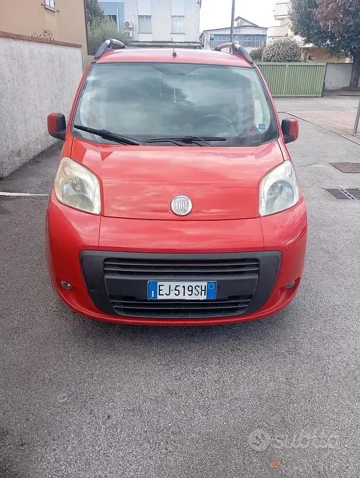 Usata Fiat Qubo Trekking 77 CV (56 kW) 2011 Rosso Monovolume