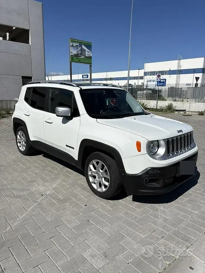Usata Jeep Renegade Longitude 120 CV (88 kW) 2017 Bianco SUV