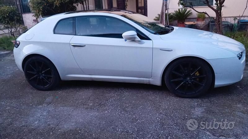 Usata Alfa Romeo Brera 170 CV (125 kW) 2009 Bianco Coupé