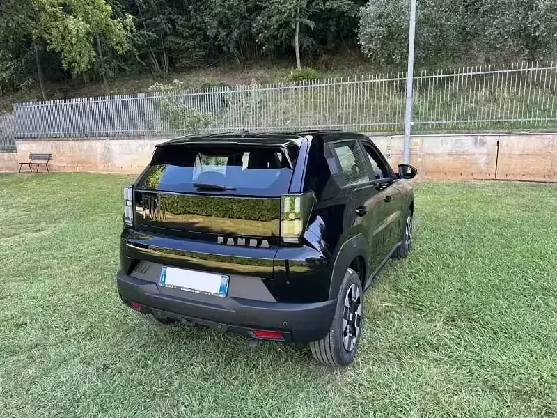 Nuova Fiat Grande Panda Icon 101 CV (74 kW) 2026 Nero Utilitaria