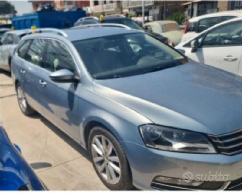 Grigio Usata 2014 VW Passat Station wagon | 5500 € (Ottimo prezzo) - Immagine 1/4