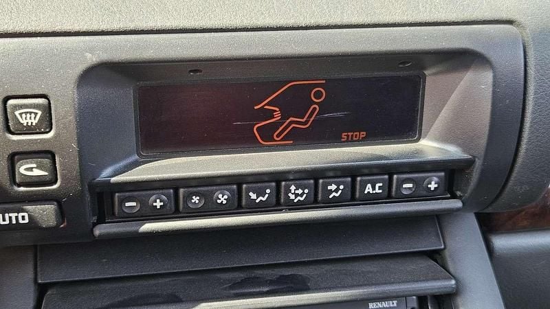 Usata Renault Safrane 132 CV (97 kW) 1993 Utilitaria