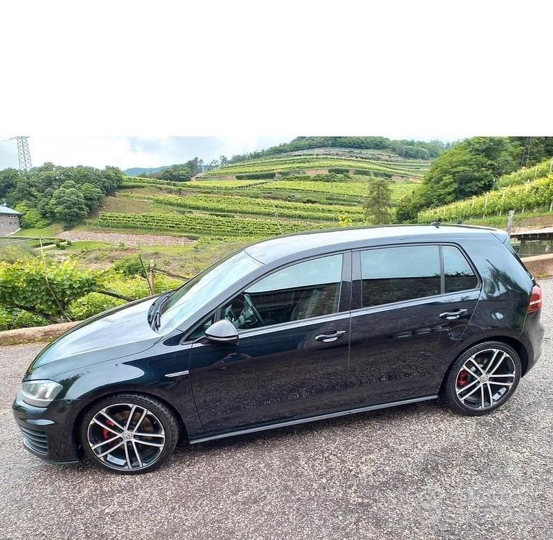 Usata VW Golf VII GTD 150 CV (110 kW) 2016 Nero Berlina