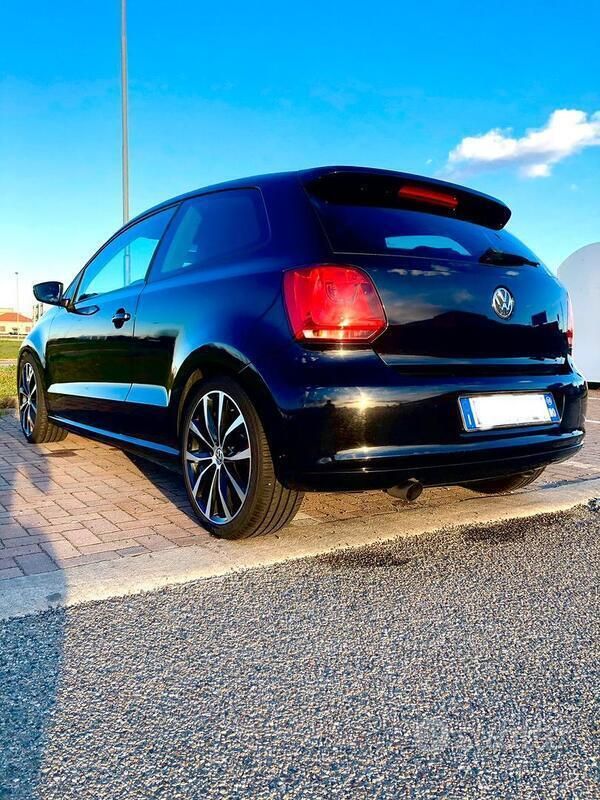 Usata VW Polo 90 CV (66 kW) 2011 Nero Utilitaria