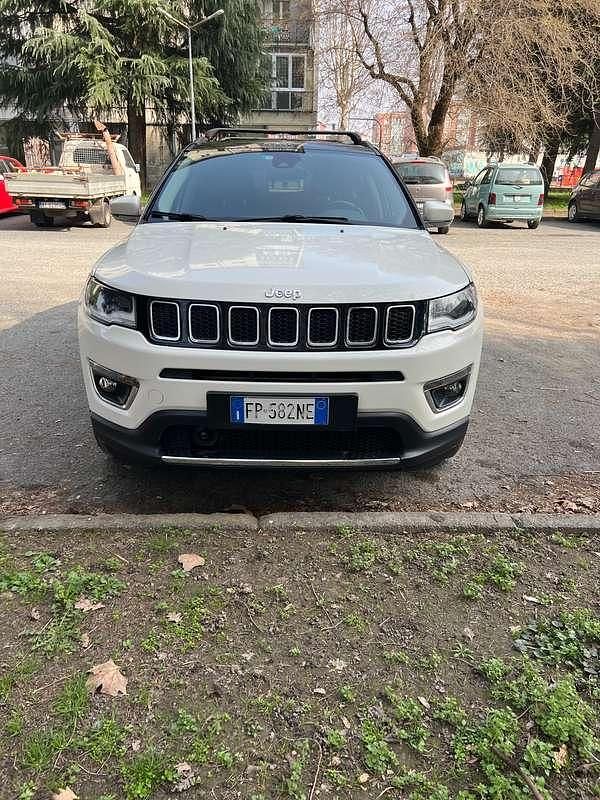 Usata Jeep Compass Limited 140 CV (102 kW) 2018 Bianco SUV