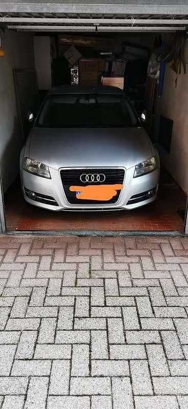 Usata 2012 Audi A3 Ambiente Tre volumi | 3600 € (Super prezzo) - Immagine 1/4