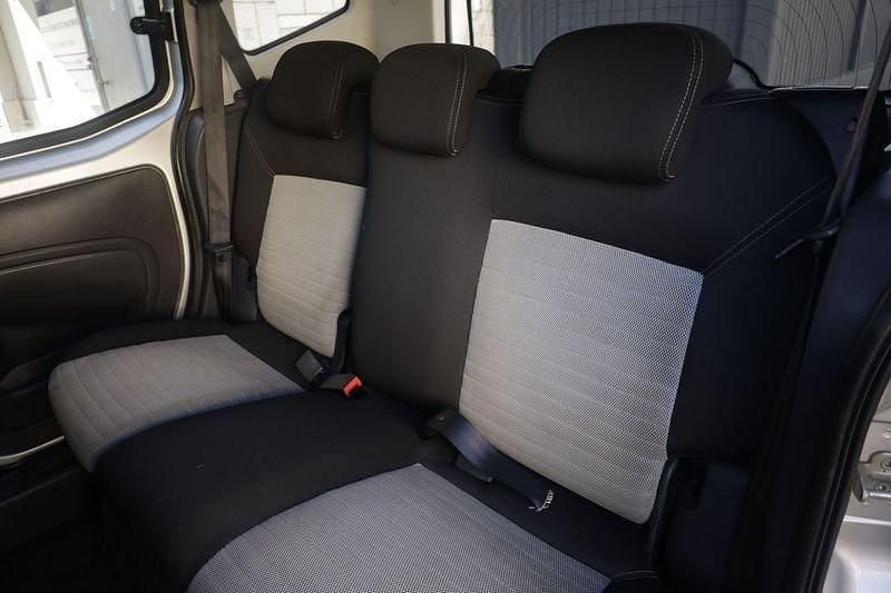 Usata Fiat Qubo Trekking 75 CV (55 kW) 2009 Argento Monovolume