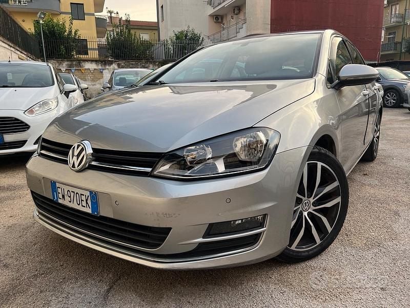 Grigio Usata 2014 VW Golf Highline Berlina | 8999 € (Super prezzo) - Immagine 1/4