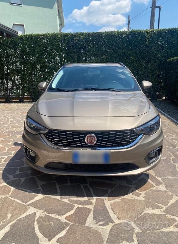 Usata Fiat Tipo Business 86 CV (63 kW) 2018 Grigio Station wagon