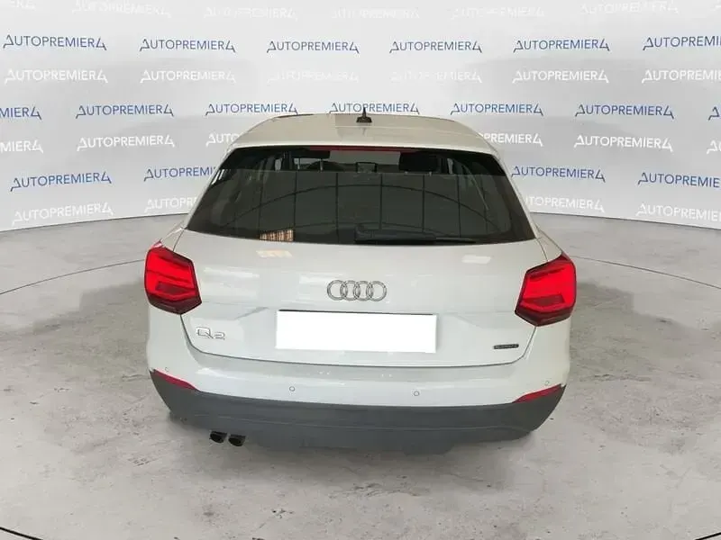 Usata Audi Q2 Business 190 CV (139 kW) 2020 Bianco SUV
