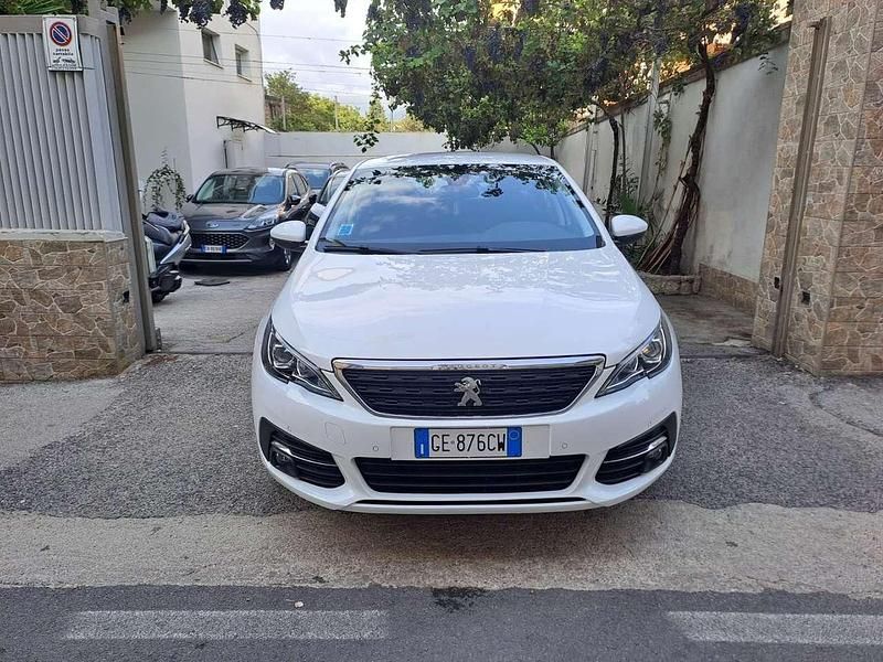 Usata Peugeot 308 Business-Line 131 CV (96 kW) 2021 Bianco Station wagon