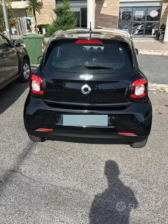 Usata Smart ForFour 71 CV (52 kW) 2018 Utilitaria