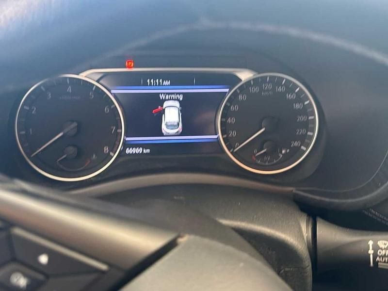 Usata Nissan Juke Acenta 114 CV (83 kW) 2022 Nero SUV