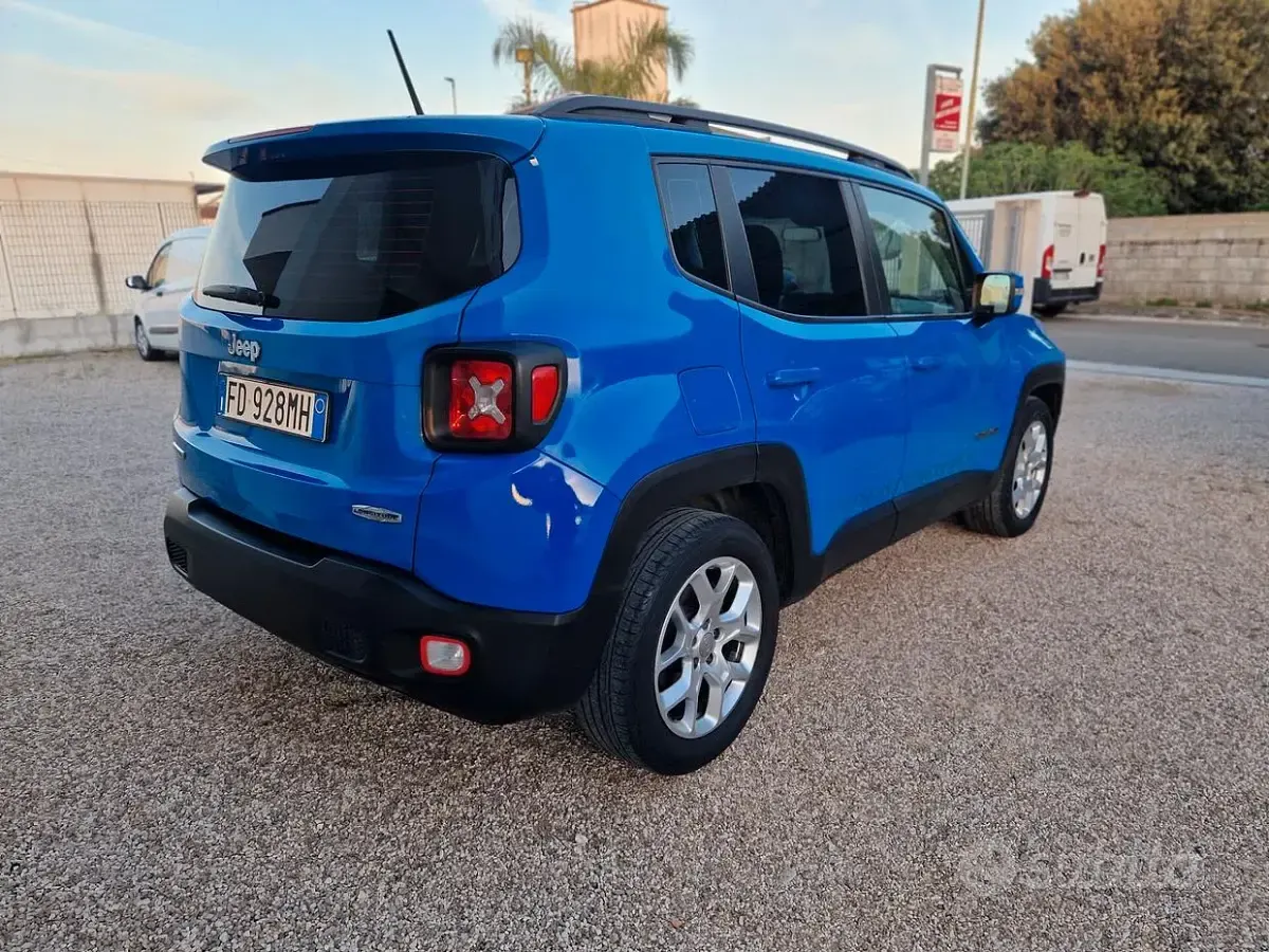 Usata Jeep Renegade Limited 120 CV (88 kW) 2016 Bluazzurro SUV